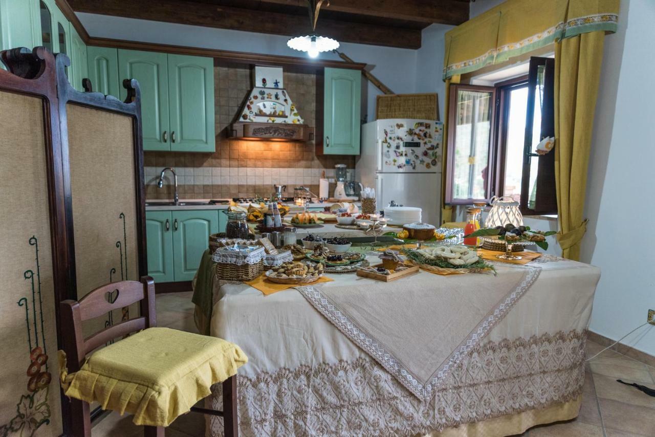 カステッラバーテ Il Brillocco Bed & Breakfast エクステリア 写真