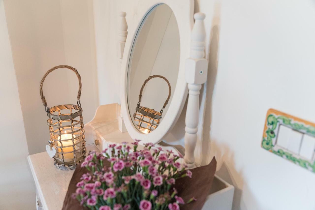 カステッラバーテ Il Brillocco Bed & Breakfast エクステリア 写真