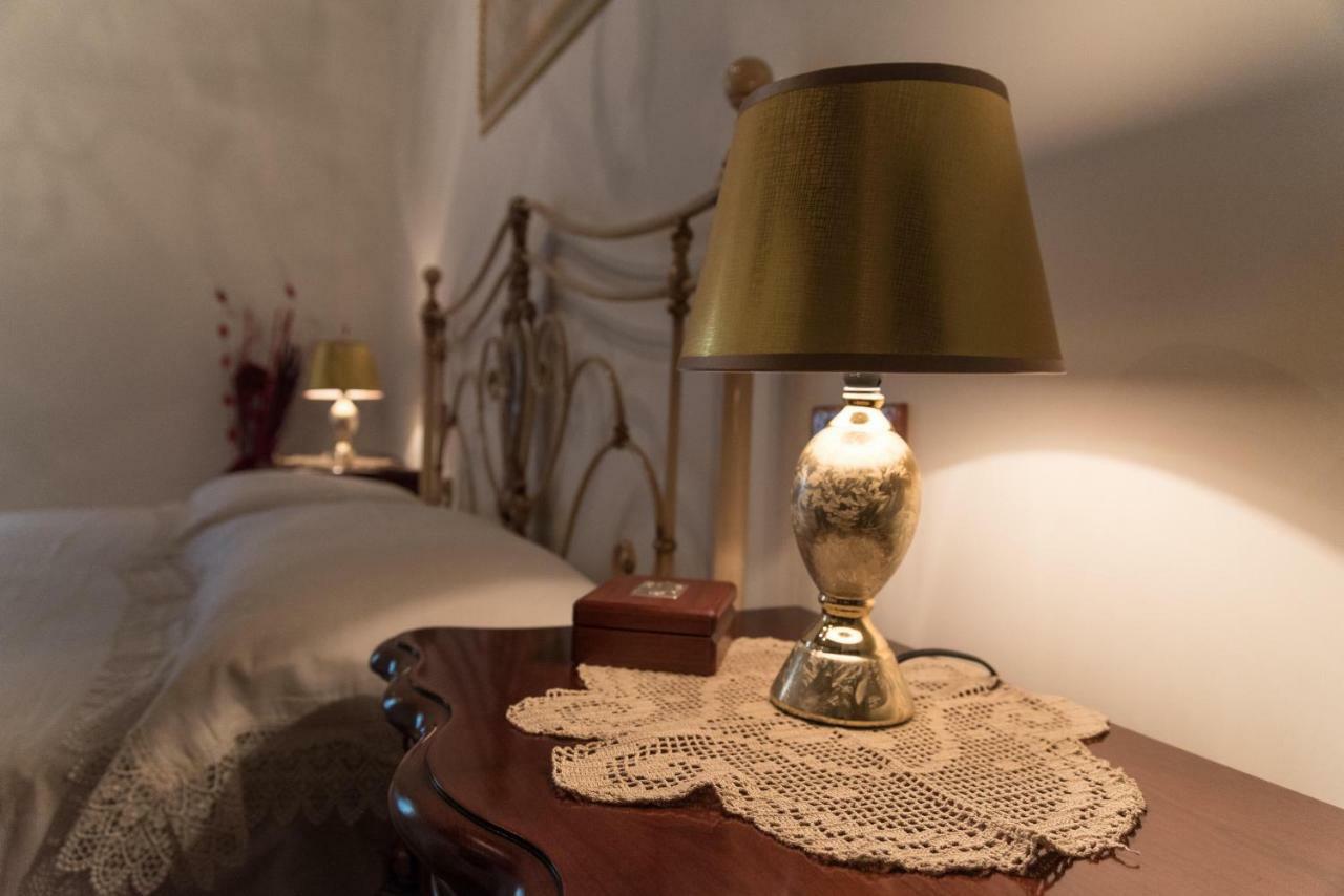 カステッラバーテ Il Brillocco Bed & Breakfast エクステリア 写真